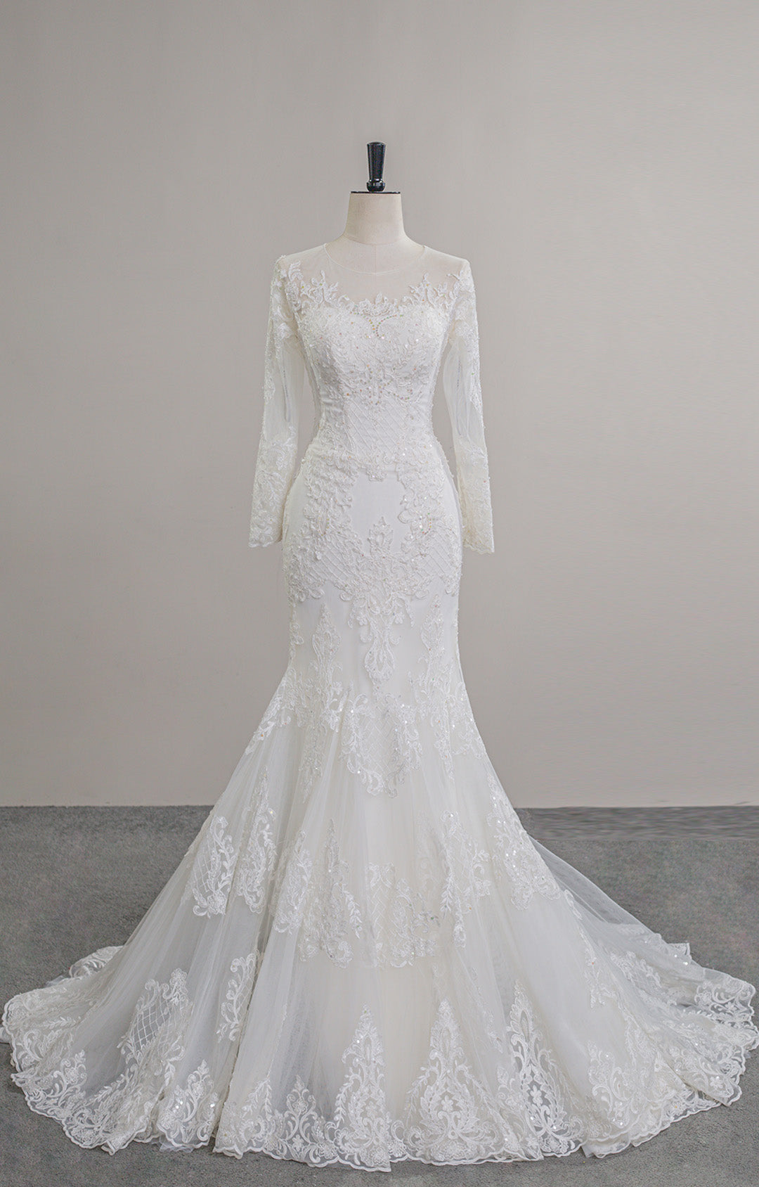 Round Neck Handmade Lace Floor Length Fishtail Wedding Dresses