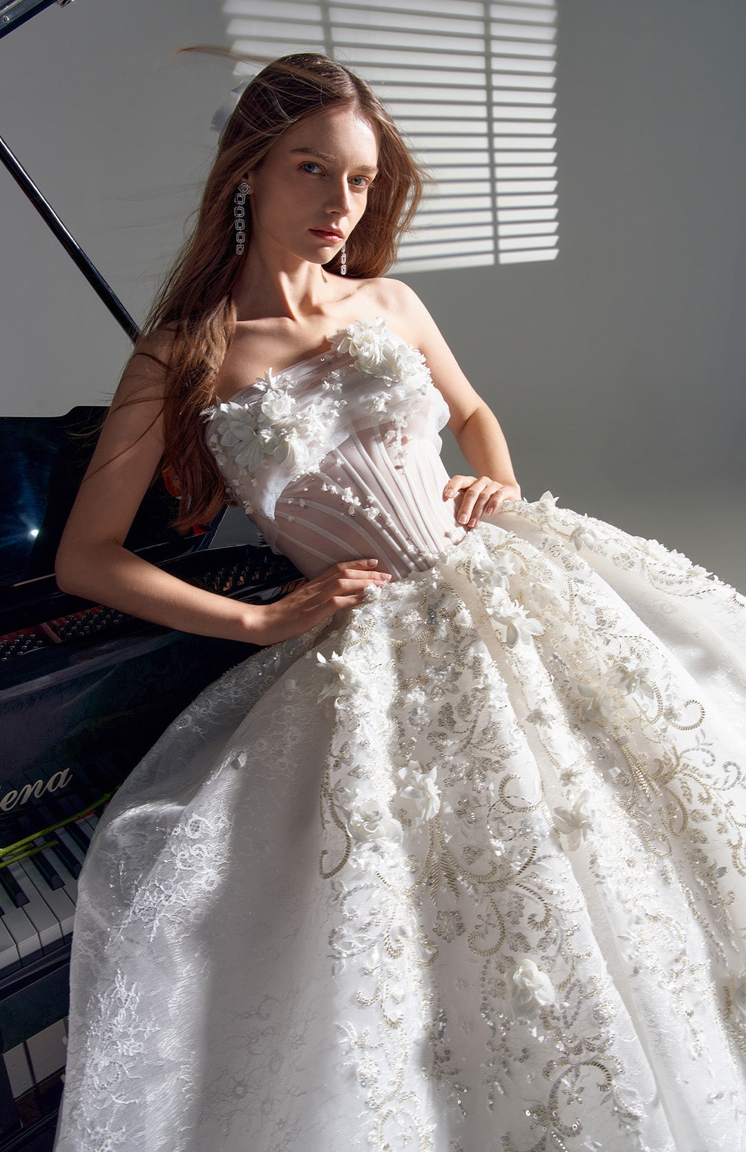 Rose blanche- Beaded Wedding Dress With Three Dimensional Roses